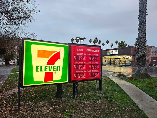 7-Eleven Gas Station