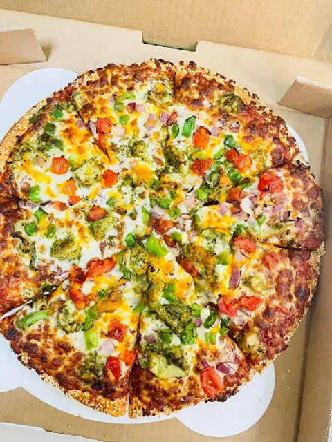 Red Swan Pizza - Ottawa Orleans