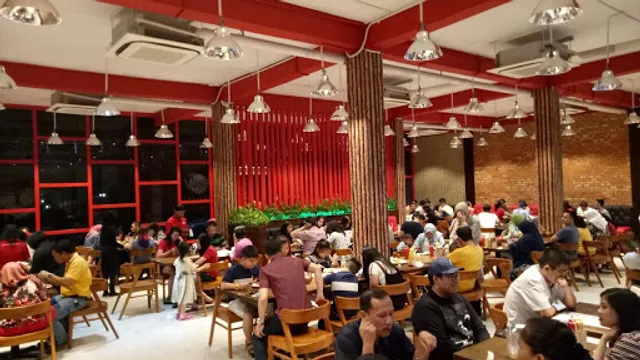 Holycow! STEAKHOUSE By Chef Afit