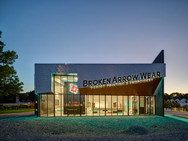 Broken Arrow Custom T-Shirt Printing & Embroidery