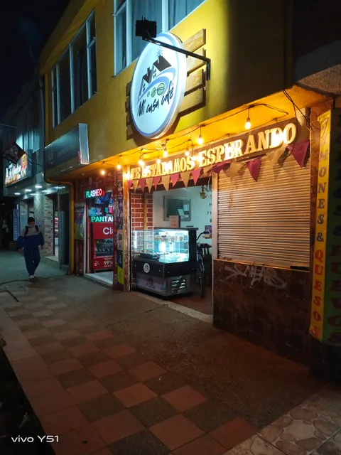 Mi Casa Café Bakery