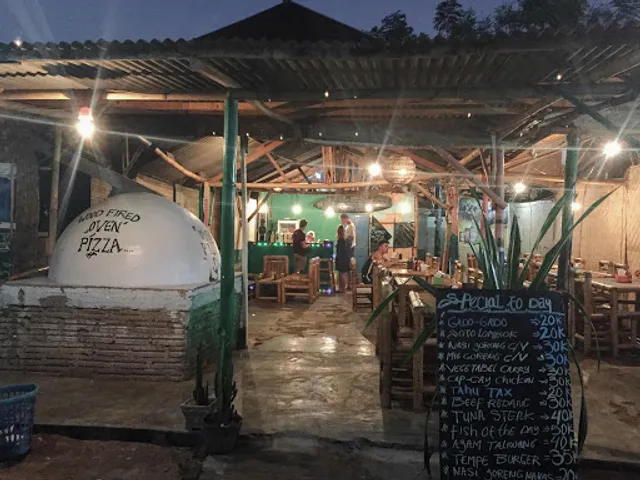 ReGIS Lounge and Bar