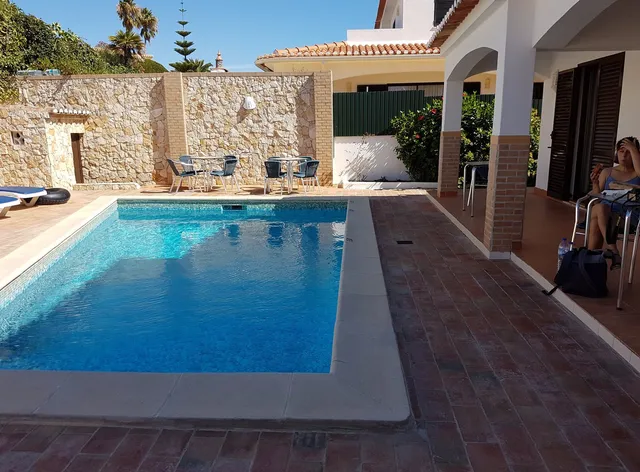 Blue Wave GuestHouse