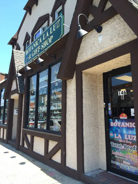 Botanica La Luz & Gift Shop
