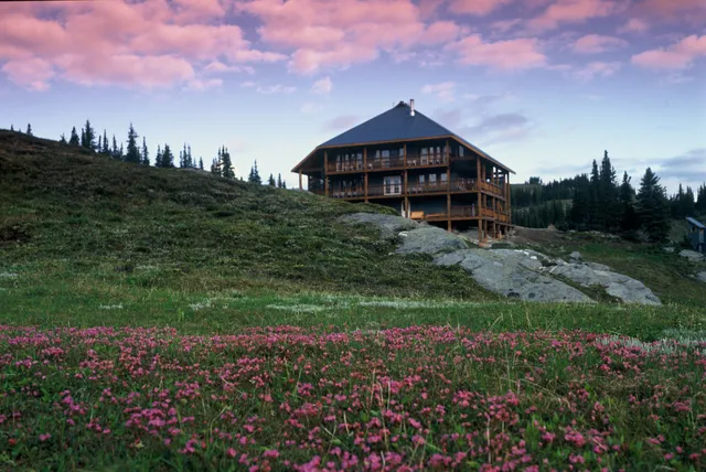 Purcell Mountain Lodge