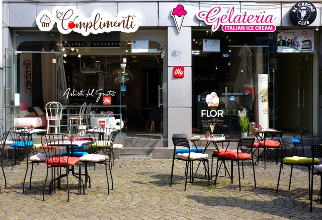 Complimenti - Coffee & Desserts | Декорирани торти, Сватбени торти, Сладолед, Кетъринг, италианско кафе Пловдив