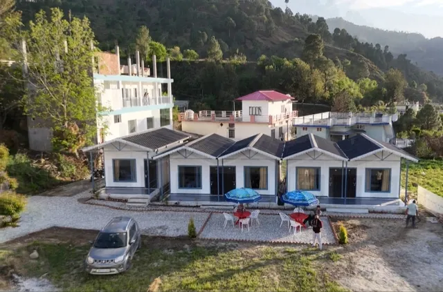 Friendship inn hotel & resorts फ्रेंडशिप इन होटल एंड रिसोर्ट्स बड़कोट यमुनोत्री धाम