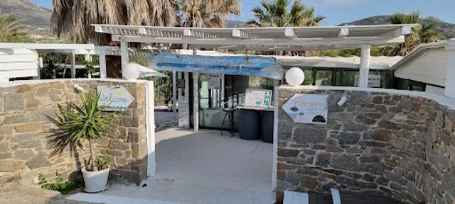 Parasporos Beach Club & Restaurant