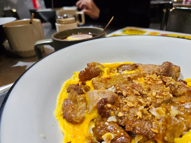 Mr.K Plus 赤辣豬扒包