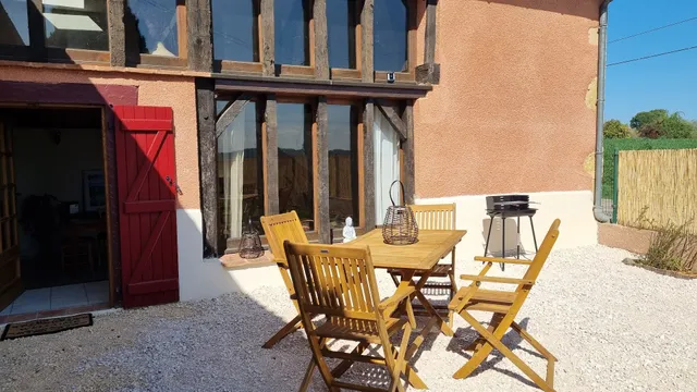 Gîte et chambre d'hôtes Aux Charlots nature et authenticité à Lagarde Hachan dans le Gers