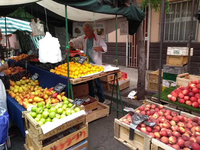 Feria libre Aldunate (Jueves y domingos)
