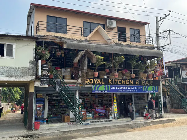 Royal Kitchen and bar