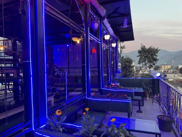 The Clock Tower Rooms & Cafe