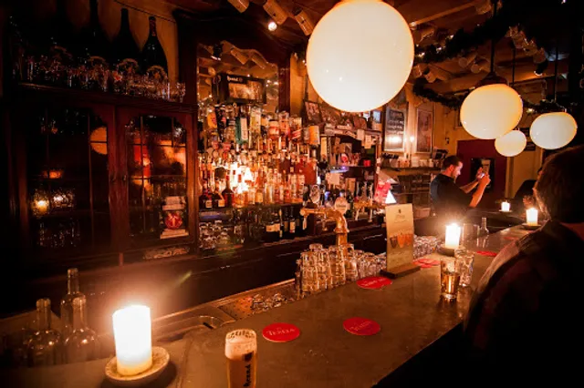 Café Restaurant de V