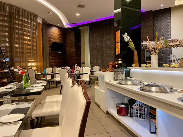 Seasons All-Day-Dining Coffee Shop