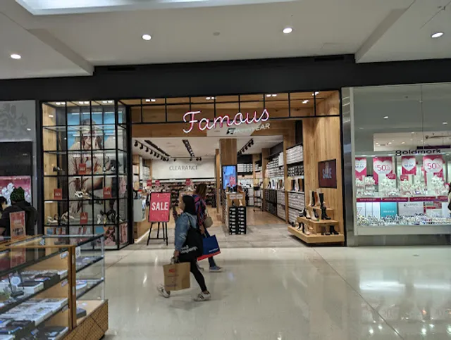 Jamaica Blue Westfield Carousel