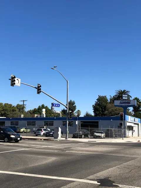 Maaco Auto Body Shop & Painting