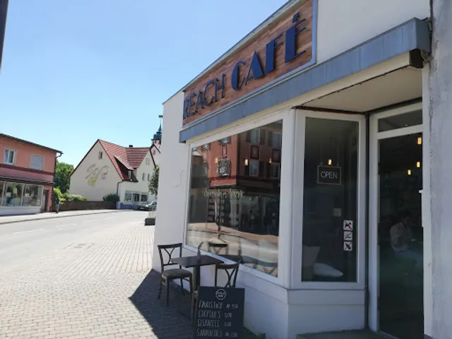 Reach Café