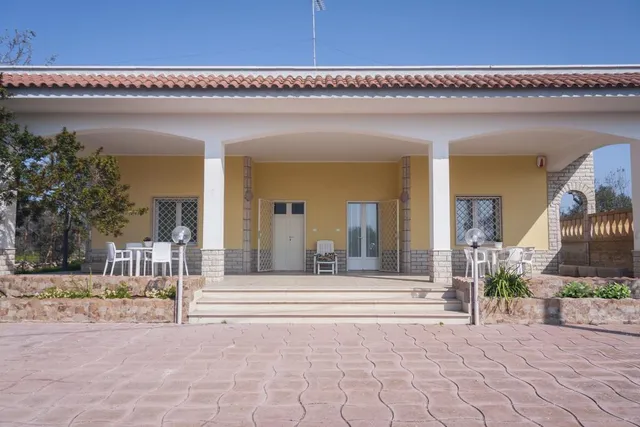 Appartamenti Mare Azzurro Torre Suda