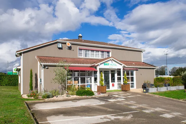 Brit Hotel Mâcon Nord