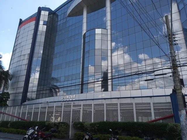 University Nine July, Vila Maria