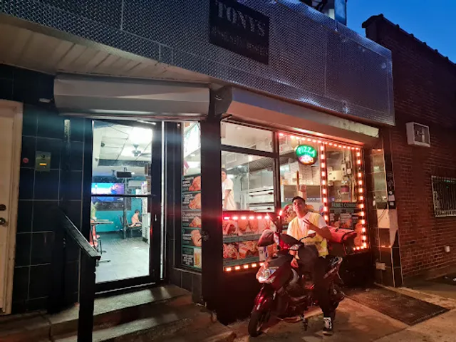 Tony's Pizzeria