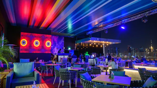 High Note Pool & Sky Lounge