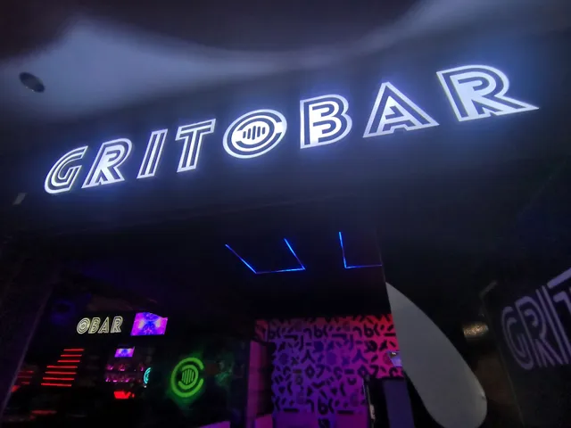 EL GRITO restaurant-bar