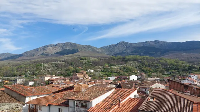 Apartamentos La Fortaleza Hervás