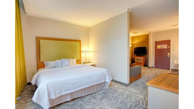 SpringHill Suites by Marriott Lawrence Downtown