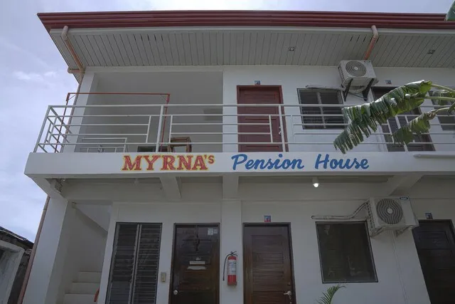 OYO 659 Myrna's Pension House