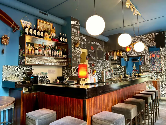 Daniel H. Bar & Restaurant