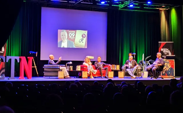 Library Cultural Center Ramón Alonso Luzzy