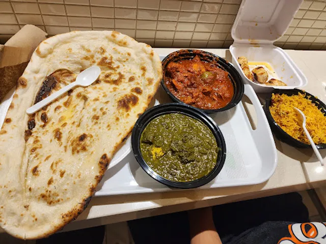 Butter Chicken Roti - Fairview Mall