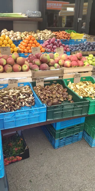 Rembielińska. Bazar gminny