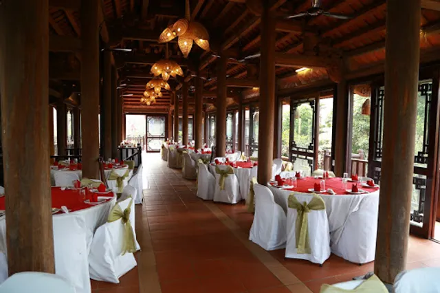 Anh Dzung Garden Restaurant