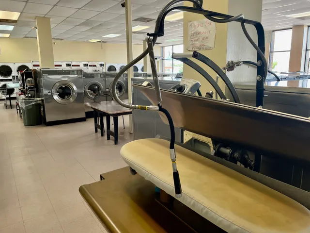 E Z Wash Laundromat LLC