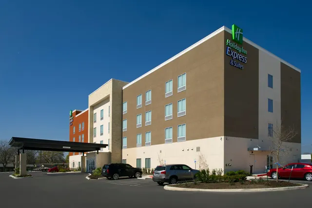 Holiday Inn Express & Suites New Braunfels by IHG