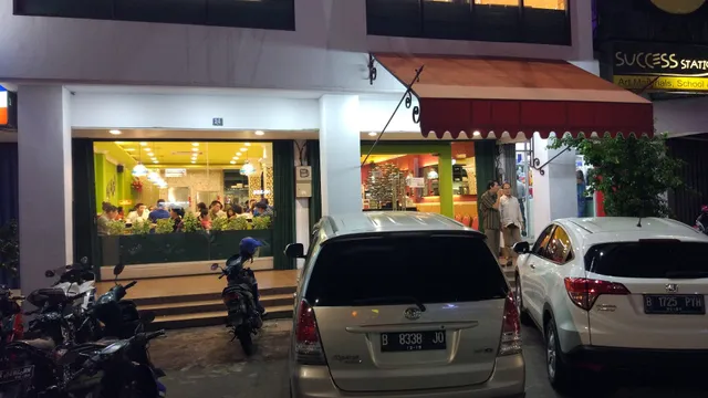 Sarang Oci, Restoran Manado - Kelapa Gading