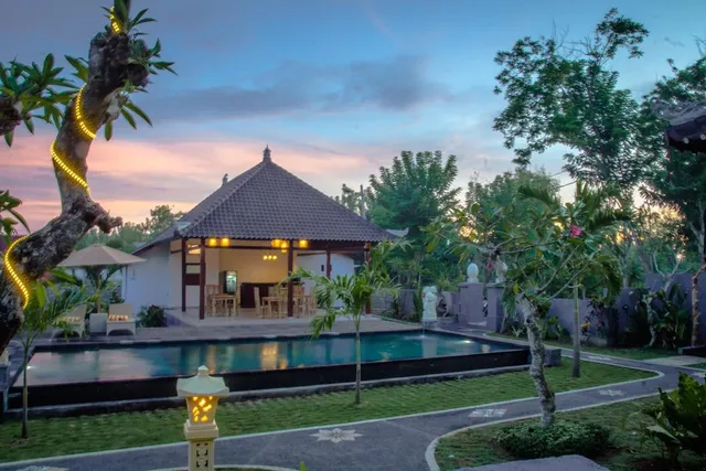 The Niti Hut's Lembongan RedPartner