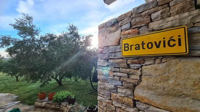 Country House Olive Garden