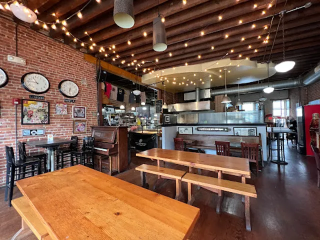 Bill's Pizzeria Newton