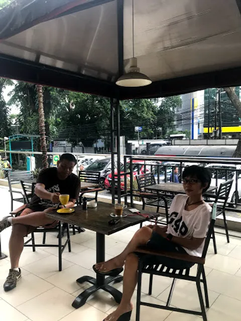 EatWell&Coffee Cikini