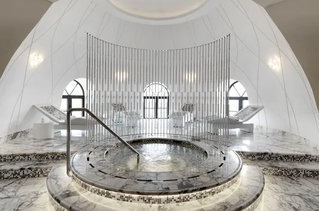 Four Seasons Hotel Baku