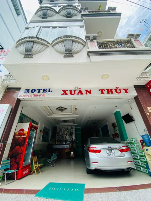 OYO 393 Xuan Thuy Hotel