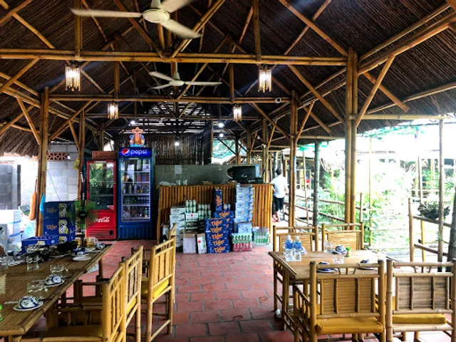 Đồng Quê Quán - Cơm Niêu Phan Thiết