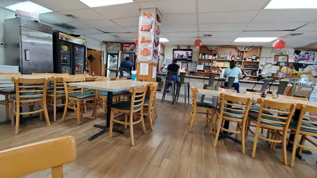 Chong's Chinese and Latin Food Restaurant