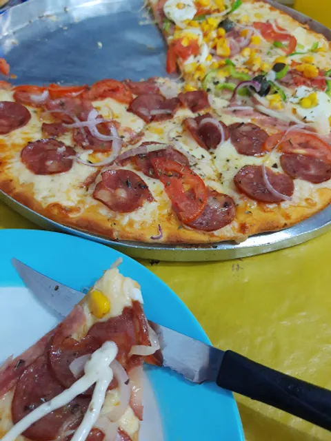 Lanche e Pizzaria Amazonas