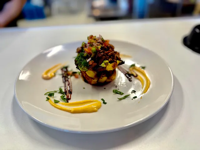 F.Diamond restaurant & lounge