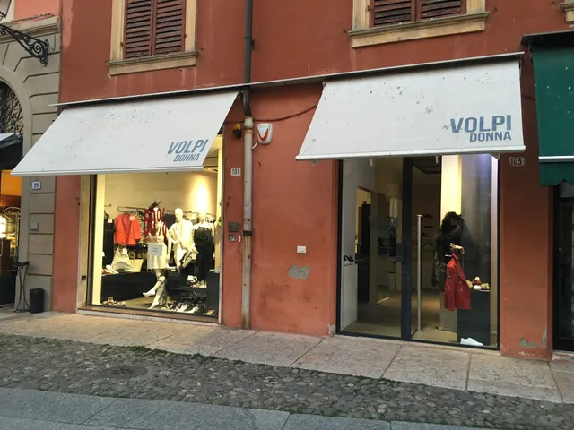 Volpi Donna Modena